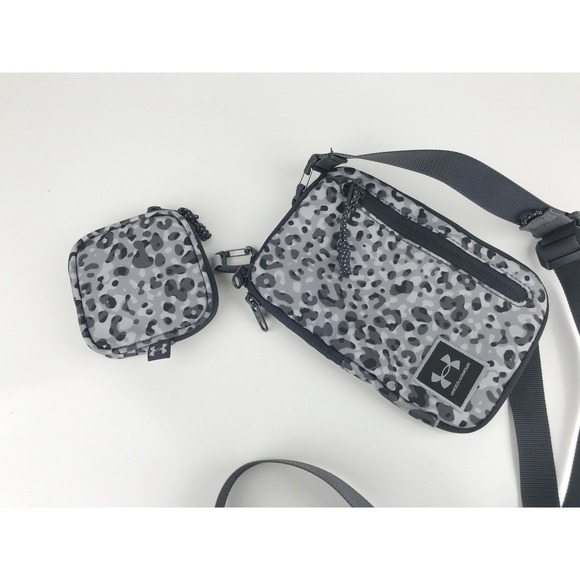 Under Armour Crossbody Bag Pouch Clutch Set Leopard Print Women's Gray Black - Picture 3 of 16